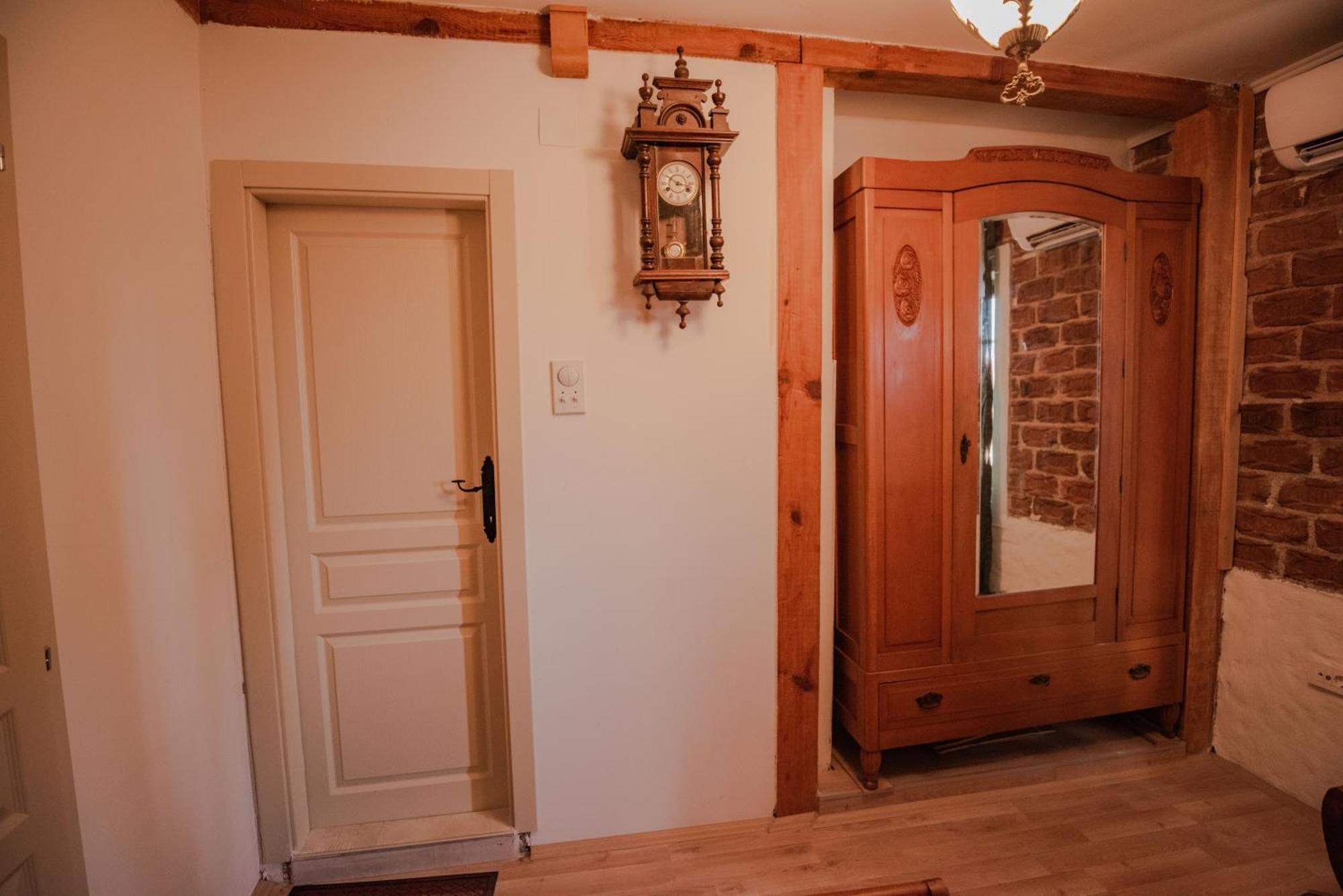 Apartment In Antique Museum Filip بيتولا المظهر الخارجي الصورة