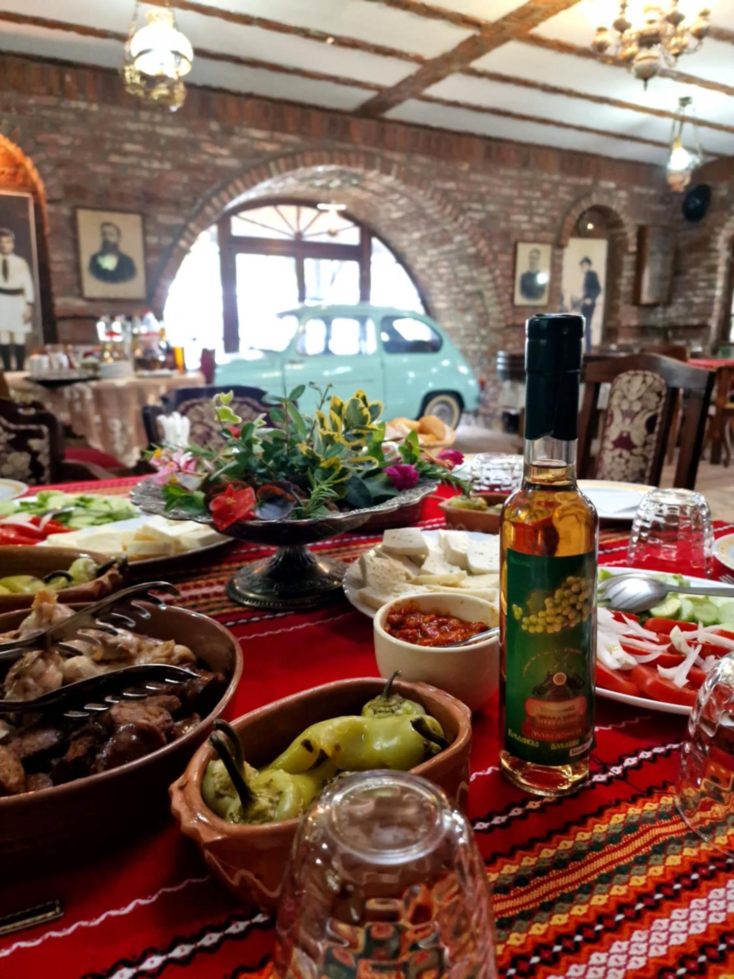 Apartment In Antique Museum Filip بيتولا المظهر الخارجي الصورة